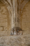 <center>Le château de Tarascon</center>Grande chambre. Une chauve-souris.