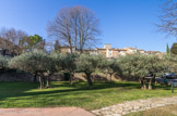 <center>Carcès.</center> Place de la Respelido. C'est l'anciienne allée du seigneur qui menait au château.