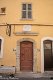 <center>Le Revest-les-Eaux.</center>Dans cette maison, hôtel de ville du Revest jusqu'en 1910, fut rédigé le 22 mars 1789 le Cahier de doléances porté à la sénéchaussée de Toulon par Louis Gabriel Cordeil et François Cadière.