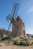 <center>Le moulin Saint-Roch</center>Dans les années 1990, la toiture, les ailes et le mécanisme ont été restaurés. Architecte : H. Lemonier de la Garde-Freinet, 