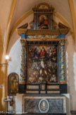 <center>Collégiale de Six-Fours</center>La chapelle du Purgatoire. Sur le mur nord, un retable en bois polychrome, à colonnes torses de Laurens Lieutaud, maître menuisier de Six-Fours, exécuté en 1628 et restauré en 1791. La toile est de Guillaume Greve, exécutée en 1626, elle représente les âmes du purgatoire