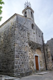 <center>Abbaye de La Celle.</center>Eglise Sainte-Marie. Le regroupement de laïcs et de religieux sur un même territoire nécessite la présence de deux lieux de culte : l’église Sainte-Perpétue, déjà citée au début du XIe siècle, et l’église Sainte-Marie consacrée en 1056. La première est ouverte à la population laïque, tandis que la seconde est réservée à l’usage des moniales. Ce phénomène est connu dans de nombreux autres lieux de l’espace provençal.