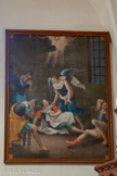 <center>L’ermitage de Saint-Ferréol</center>A gauche de l'entrée. L'archange Raphaël  conseille à Tobie de prendre le poisson qui va guérir de sa cécité son père, et Sara, sa future femme, tourmentée par sept démons. Encadrant la porte, l'archange Raphaël.