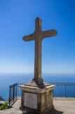 <center>Notre Dame du Mai</center> 1933 : érection de la croix sur la terrasse, portant l’inscription « O Crux Ave ».