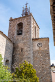 <center>L'église Saint Michel </center>Le clocher date de 1661 et renferme une cloche baptisée en 1938, qui se prénomme comme sa marraine Madame Fille Beguin de Cuers « Rose-Marie ». Elle annonça le jour de ses sept ans l’Armistice de la dernière guerre.