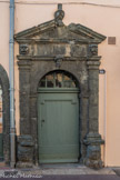 <center>Saint-Tropez.</center>Porte en serpentine.