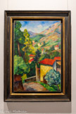 <center>Centre d’art Sébastien</center>André Lhote (1885-1962)
Paysage du Midi, 1913
Huile sur toile
82 x 54 cm
Collection Regards de Provence, Marseille. <br> 16
André Lhote (1885-1962)
Si ses débuts sont marqués par une palette vive et
touche fauve, sous l’influence de Gauguin et Cézanne,
vers 1912, l’artiste adhère au cubisme, rejoignant le
groupe Section d’Or, et développe un cubisme
synthétique combinant formes géométriques et référence
classique.
Ses œuvres rigoureusement composées, rattachées à la
tradition académique (Fouquet, Ingres, Cézanne) sont
modernisées par le cubisme. Son style est marqué par la
simplification des formes en géométrie de base.