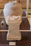 <center>Musée de Tauroetum</center>Un des autels votifs.