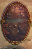 <center>Cathédrale Notre-Dame-de-la-Seds </center>La Vision de Constantin. A gauche, Constantin, en justaucorps, quelques pièces d'armure couvrant ses bras et ses jambes, est assis, le corps rejeté en arrière et la tète levée; il tient la main droite contre la poitrine, tandis que le bras gauche est étendu horizontalement. En face de lui, au milieu de la toile, l'impératrice Hélène, à genoux, les bras pendants et les mains croisées, la couronne sur la tête, les yeux levés au ciel, est vêtue d'une robe et d'un manteau bleu doublé d'hermine.  Signé F. David, XVIIIe.