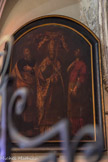 <center>Cathédrale Notre-Dame-de-la-Seds </center>La Chapelle St Cyprien. Contre la paroi gauche de cette chapelle, une œuvre du XVIIe s représentant saint Marc, saint Honoré et saint Charles Borromée. Ces trois personnages sont debout et alignés dans le même plan. Deux petits anges posent une couronne sur la tête de saint Honoré, placé au milieu. L'auteur de cet ouvrage est inconnu.