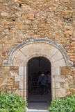 <center>Valsaintes. </center> Le portail roman datant du XIIe siècle, véritable œuvre d'art, est classé parmi les monuments historiques au titre de mobilier, en date du 11 mai 1979.