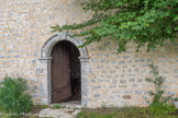 <center>Notre-Dame-de-l’Ortiguière </center> Au-dessus de la porte unela plaque porte la date de 1272.