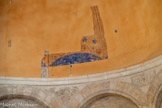 <center>Caderousse.</center> Eglise Saint Michel. Une fresque décorative y est encore partiellement visible.