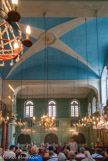 <center>La Synagogue</center>Cet axe privilégié tribune-tabernacle constitue une travée centrale couverte d'une voûte à arêtes doubles.