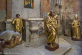 <center></center><center>Monteux. </center>L'église Notre-Dame de Nazareth. FONTS BAPTISMAUX.
Au centre, statue de Saint Jacques.