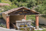 <center>Brantes</center>Ancien lavoir fontaine.